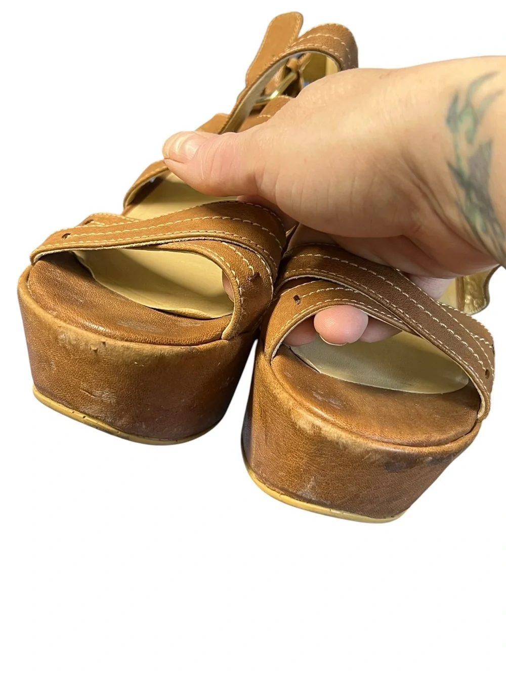 Stuart Weitzman tan leather strappy wedge sandals - Picture 3 of 9